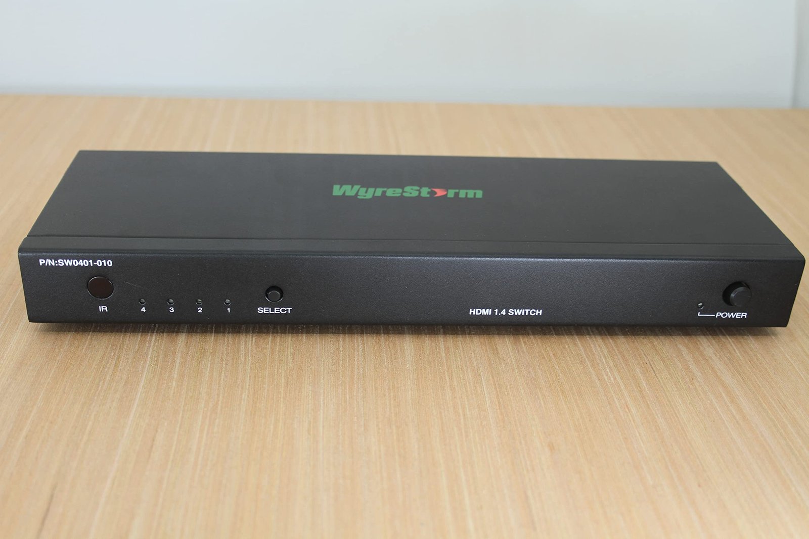 wyrestorm 4:1 hdmi switcher and scaler sw-0401-010 - Image 5